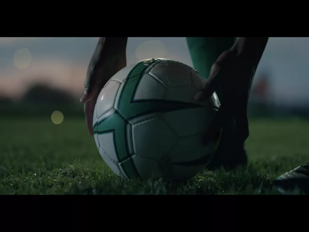 Football(s)